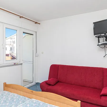 דירה 1 Bedroom Front In סלאטינה